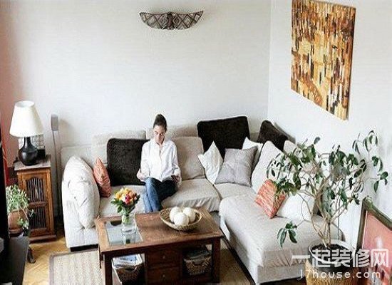 客厅简约风格装修效果图