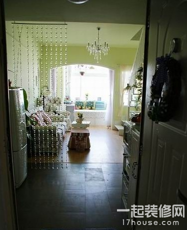 温馨田园风格70平米装修效果的说明