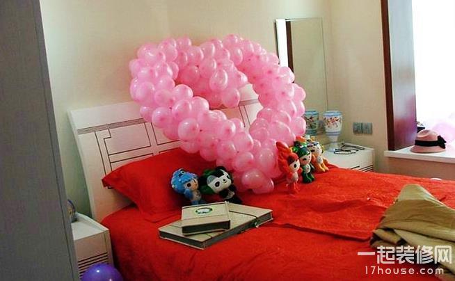 甜蜜爱情的见证 6法教你布置婚房卧室