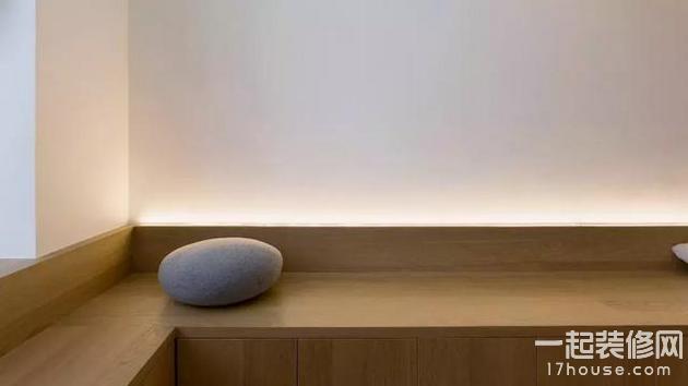 23平的小户型loft公寓,一楼满是柜子实用又美观 23平的小户型loft公寓,一楼满是柜子实用又美观